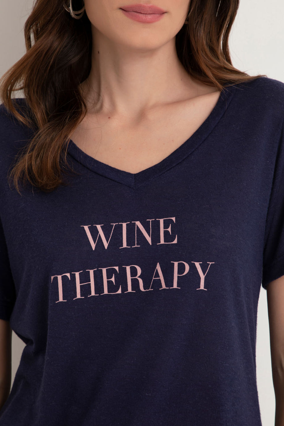 Camiseta Wine Therapy Azul Marinho