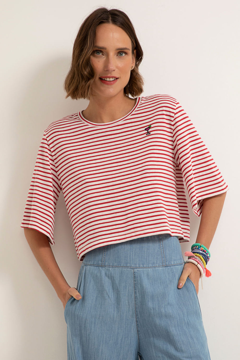 Camiseta Cropped Drinks Listra Vermelha