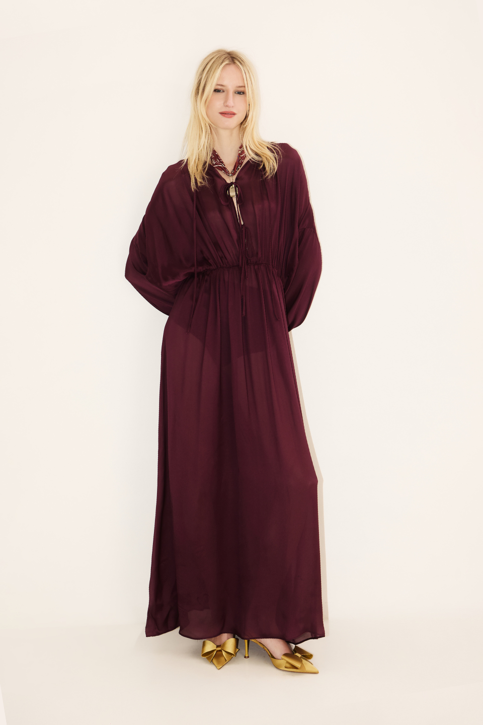 Vestido Crepe Bordeaux