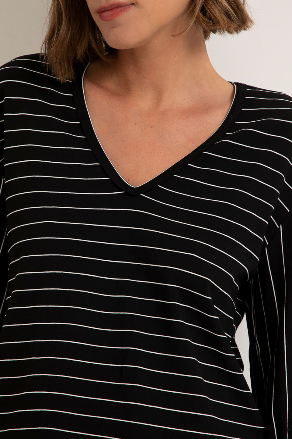 Blusa Punho Listra Preto