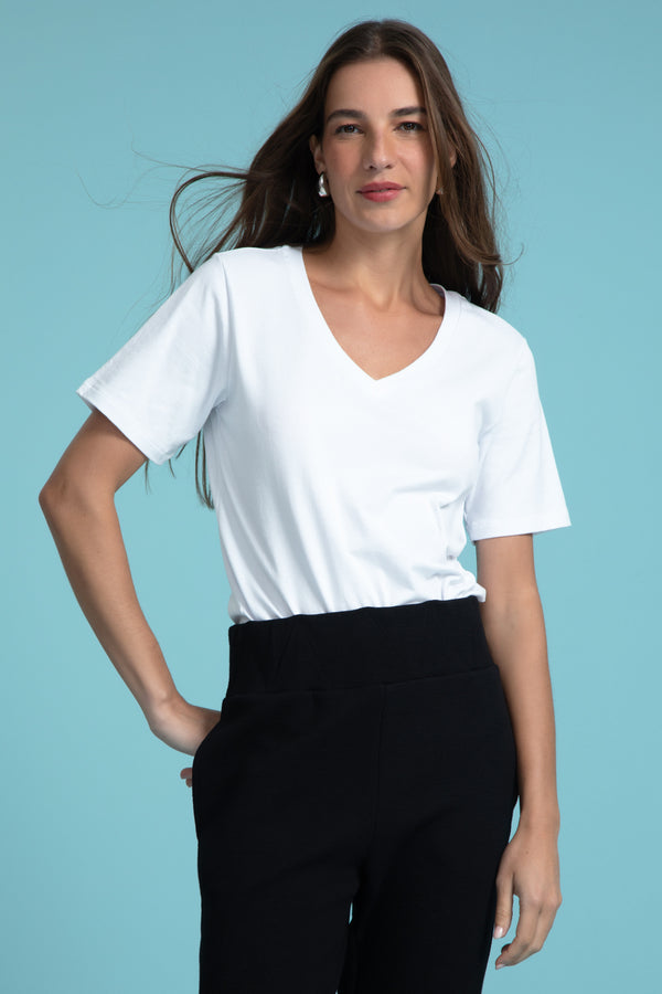 Camiseta Gola V Basic Esther